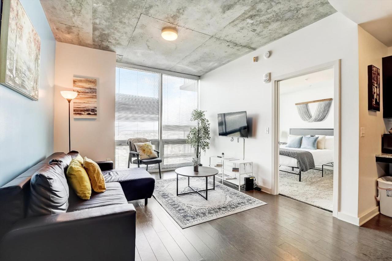 Frontdesk Skyhouse Apts Uptown Charlotte Apartment Ruang foto